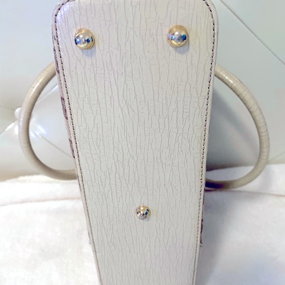 ❤️Authentic Gucci ❤️ - Picture 5 of 10